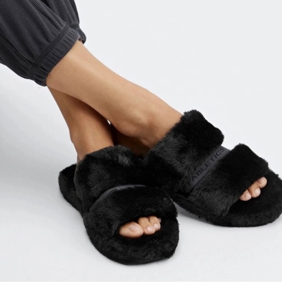 Fabletics Snug Strap Slipper - Picture 2 of 4